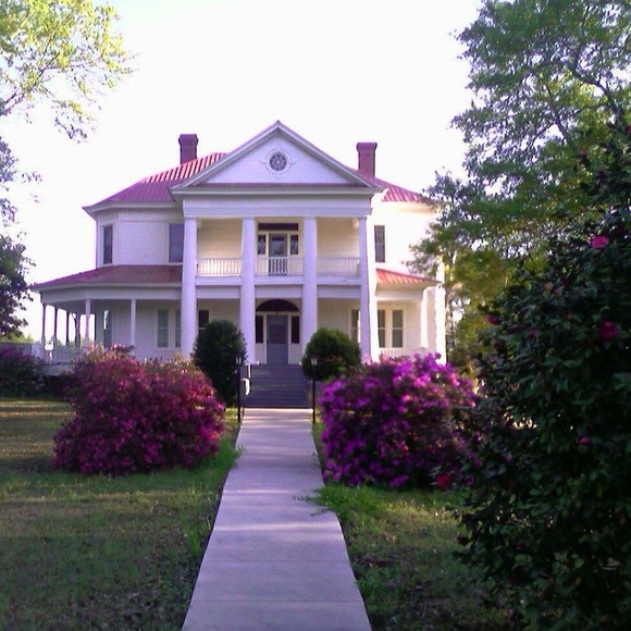 Meet your Posher, Kathryn - Picture 1 of 1